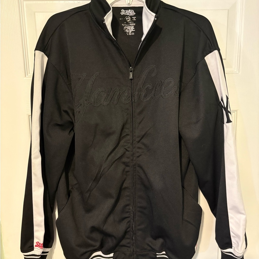 Stitches Black and White Yankees Men's track  Jacket